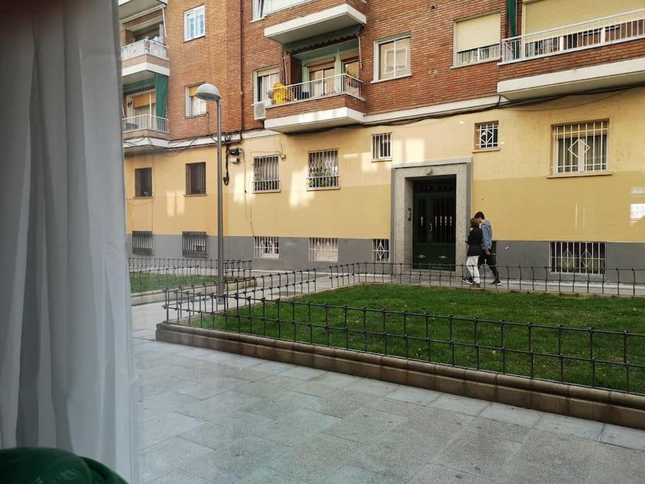 Nuevo Y Confortable Apartamento En Vista Alegre Madrid Extérieur photo